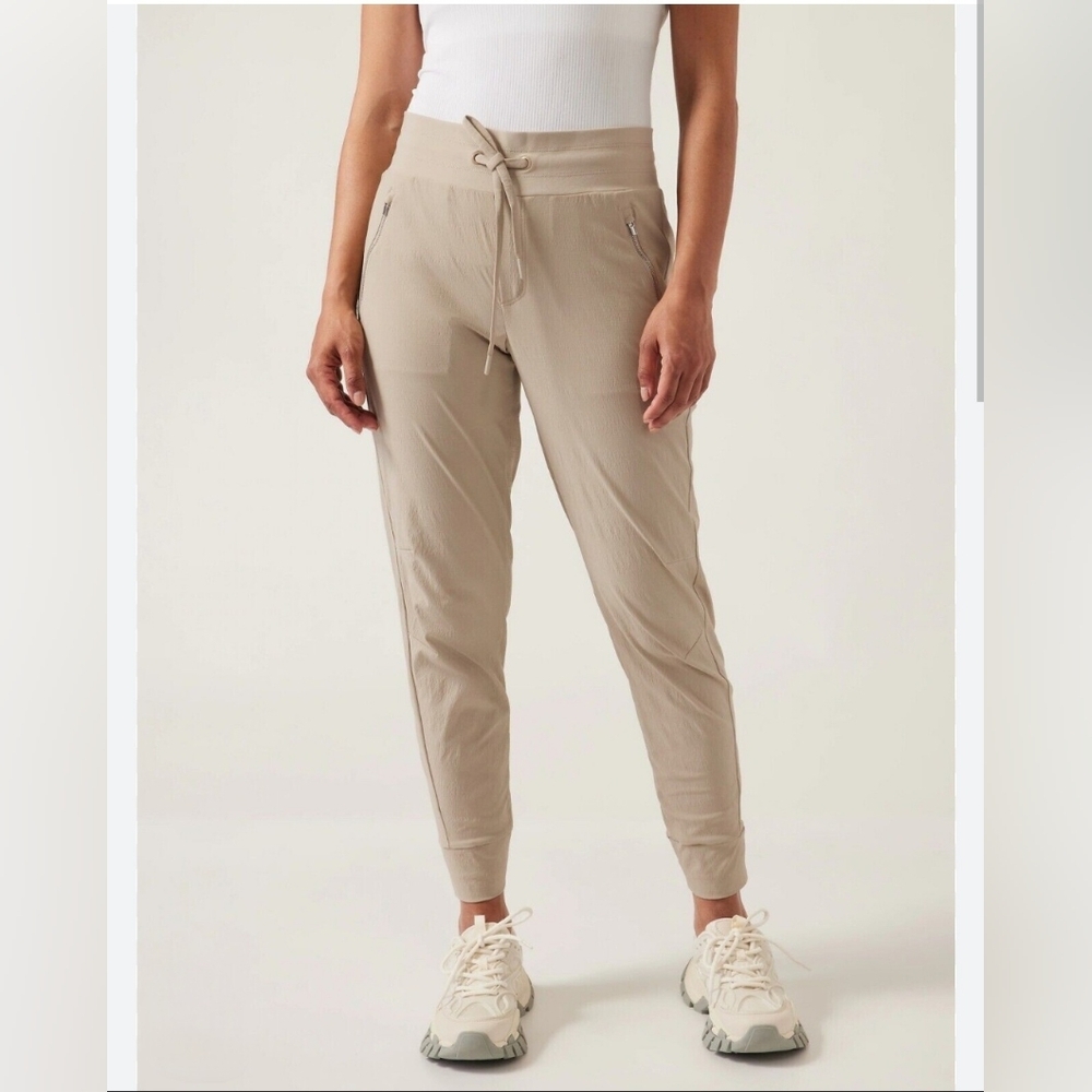ATHLETA Trekkie North Joggers